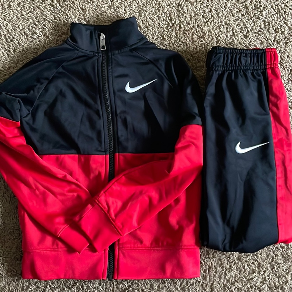 Mathing set NiKE for kid Size 7